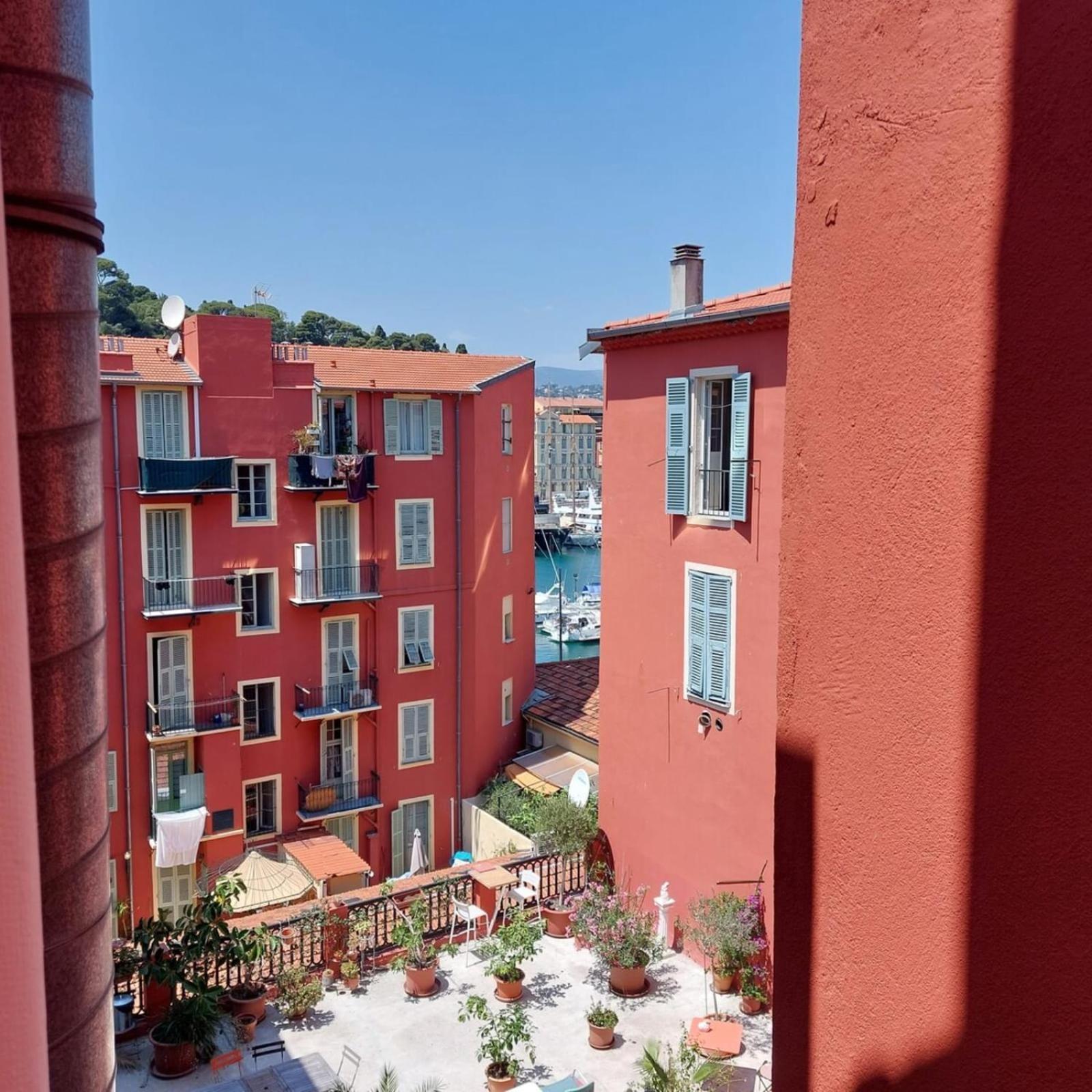 Lympia - Beach & Ferry By Foot Balcony - By Tgb Niza Exterior foto
